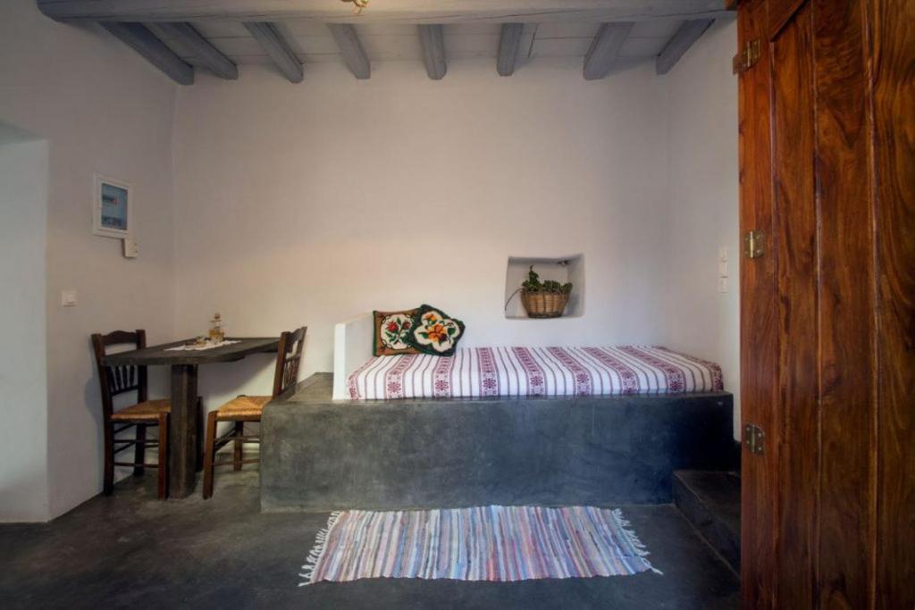 Abramis Rooms Mitáta エクステリア 写真
