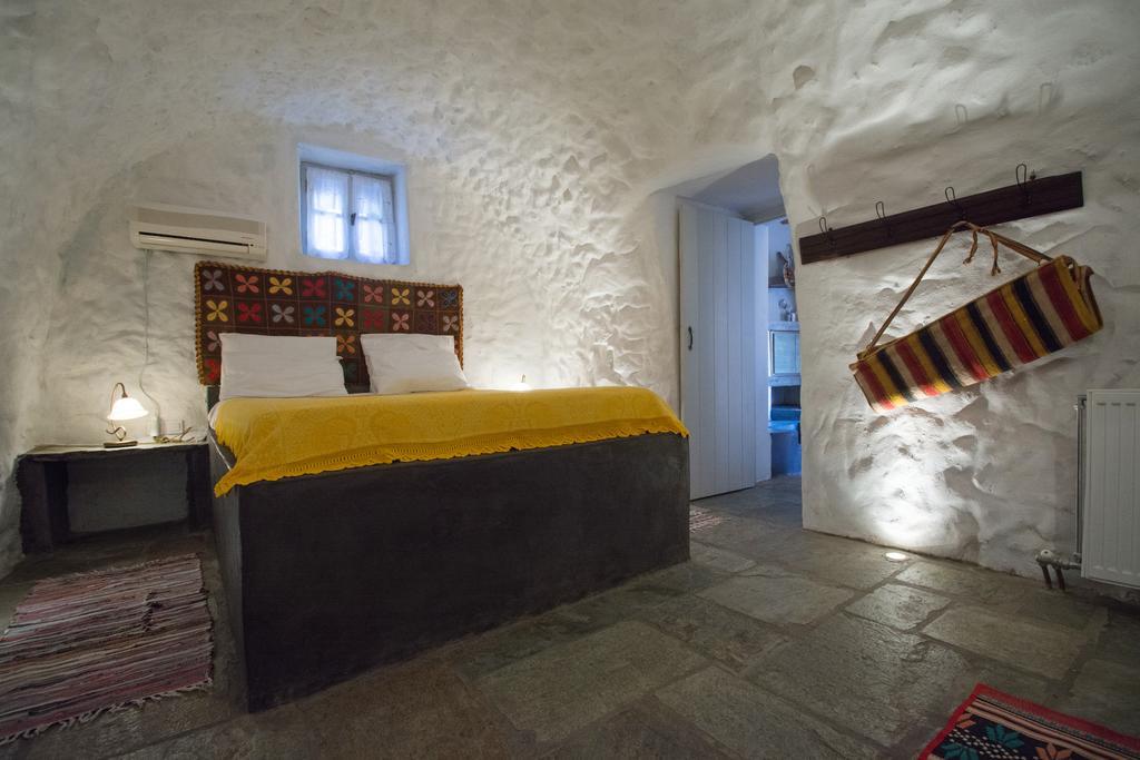 Abramis Rooms Mitáta エクステリア 写真