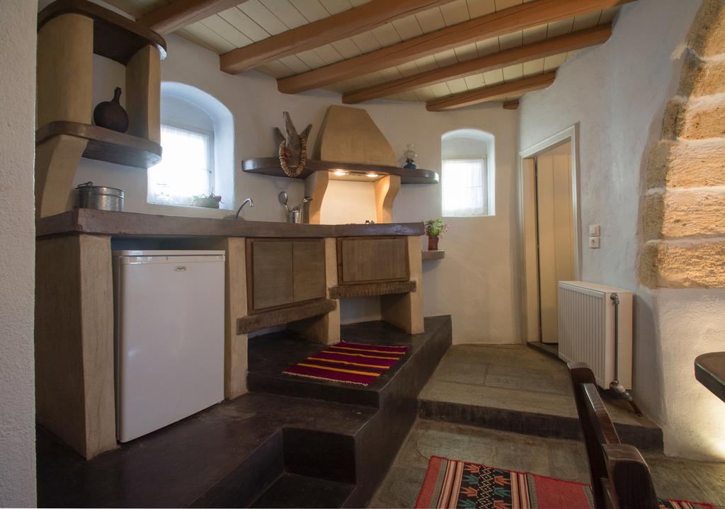 Abramis Rooms Mitáta エクステリア 写真