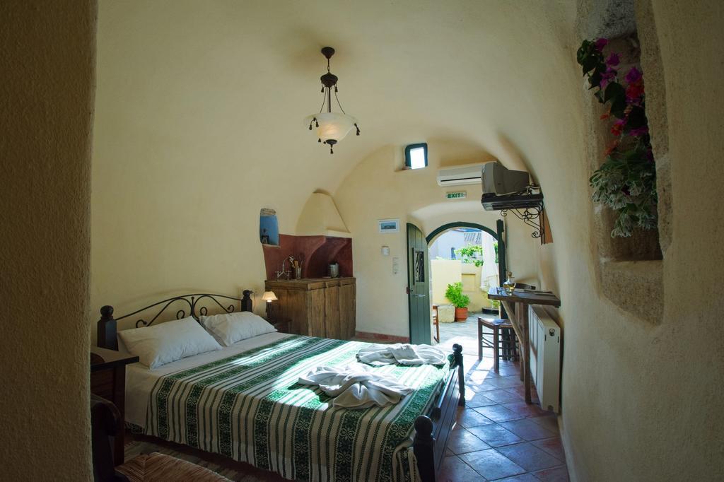 Abramis Rooms Mitáta エクステリア 写真